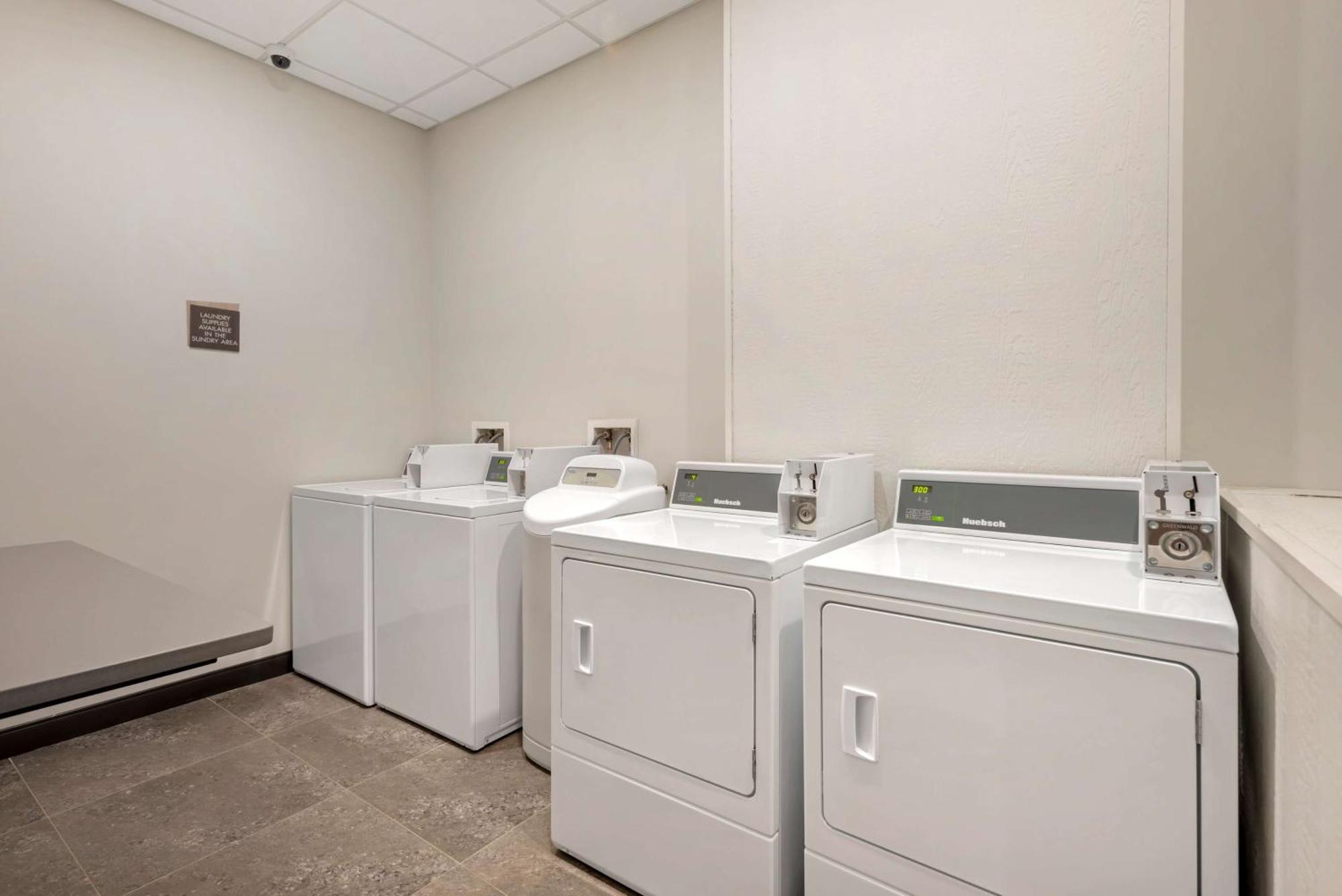 Best Western Premier Executive Residency Medicine Hat Exteriér fotografie